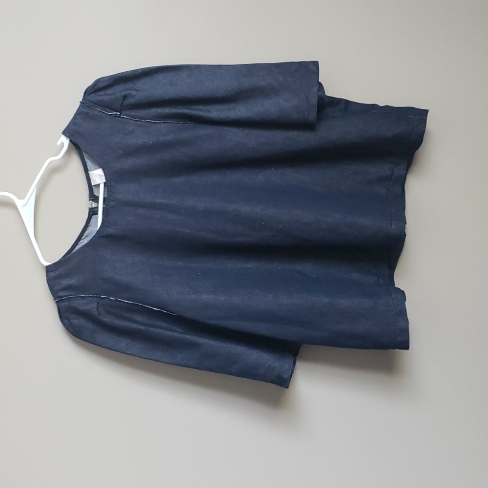 Gap Linen blend top
